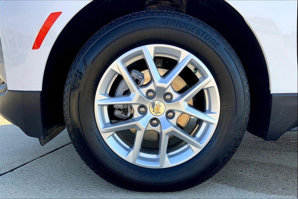 used 2024 Chevrolet Equinox car, priced at $21,391