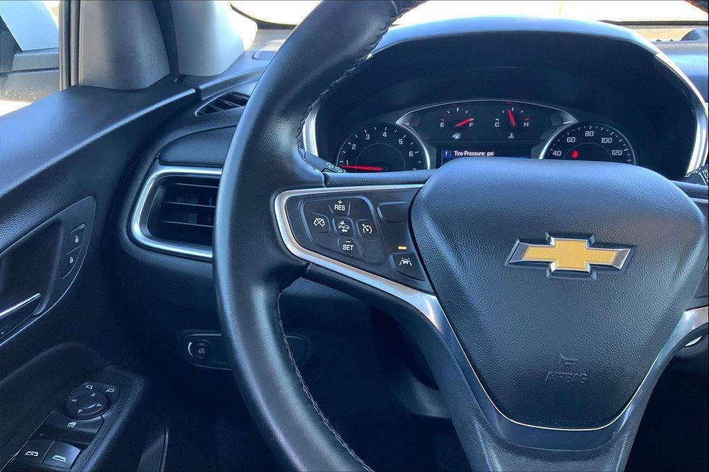 used 2024 Chevrolet Equinox car, priced at $21,391
