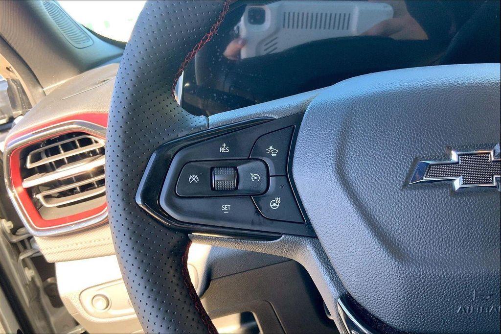 used 2024 Chevrolet TrailBlazer car, priced at $25,947