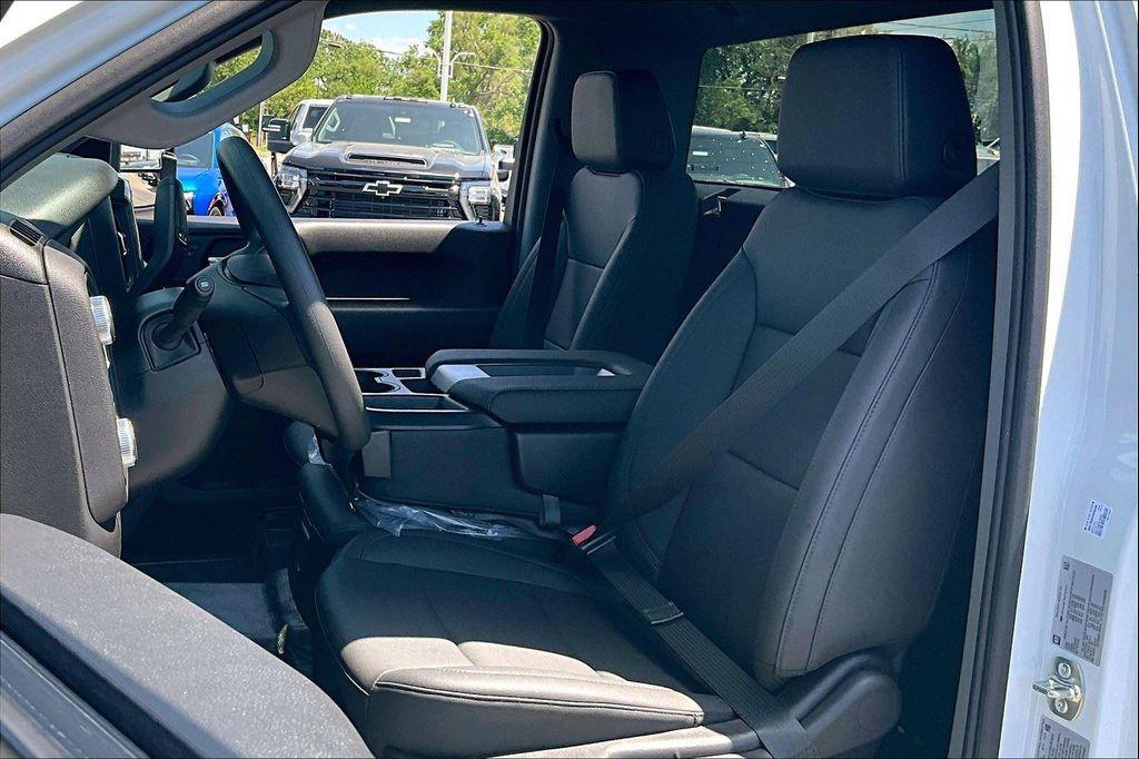 new 2025 GMC Sierra 3500 car, priced at $55,405