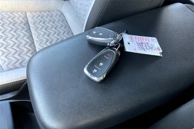 used 2022 Chevrolet Equinox car, priced at $17,999