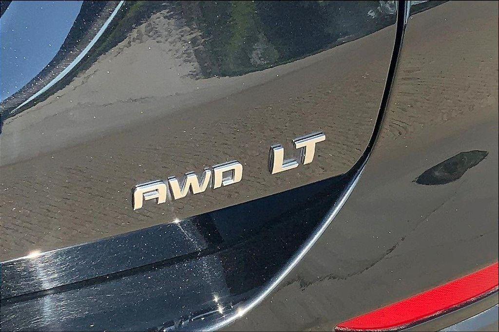 used 2024 Chevrolet Equinox car, priced at $21,497