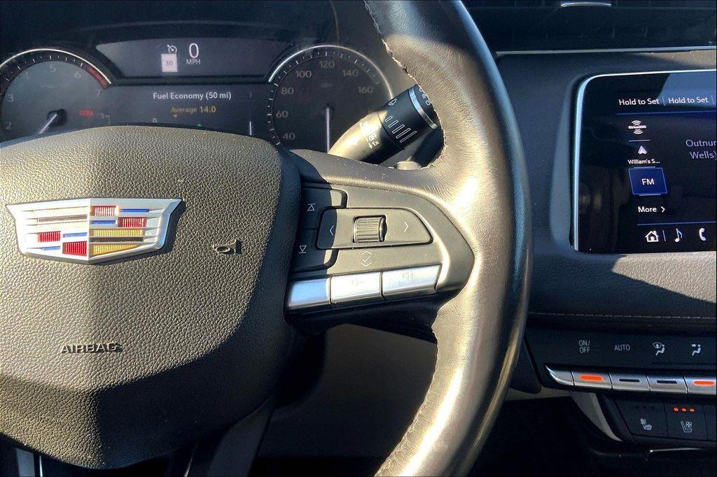 used 2022 Cadillac XT4 car, priced at $23,890