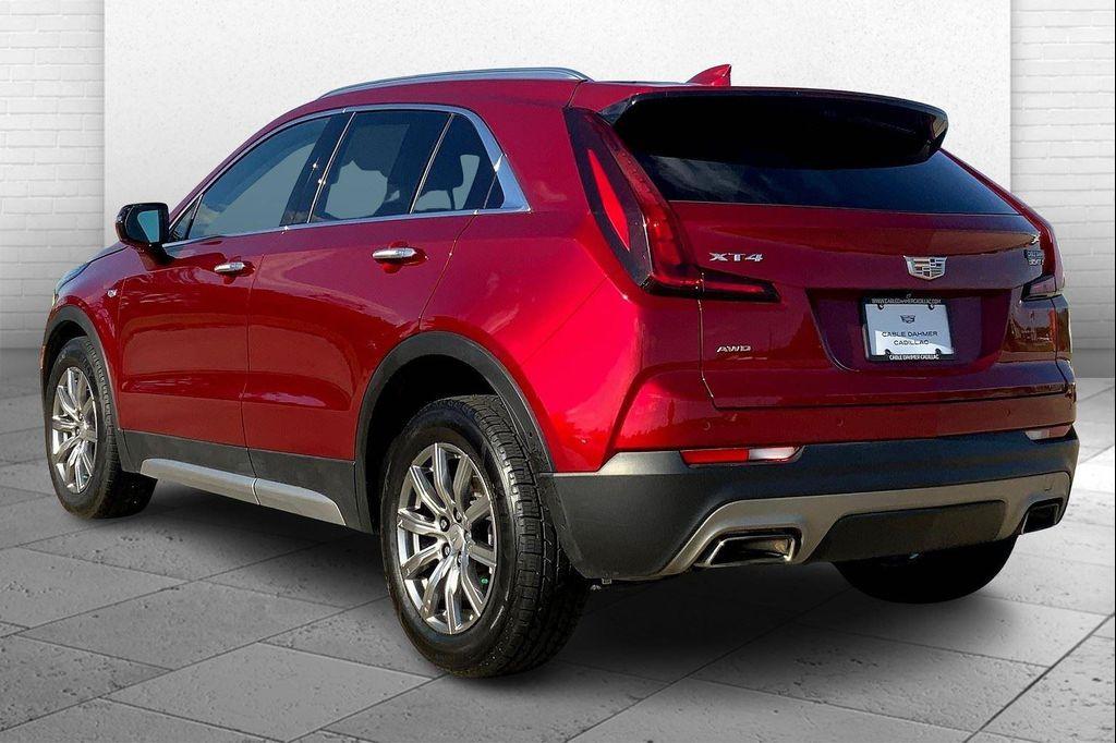 used 2022 Cadillac XT4 car, priced at $23,890