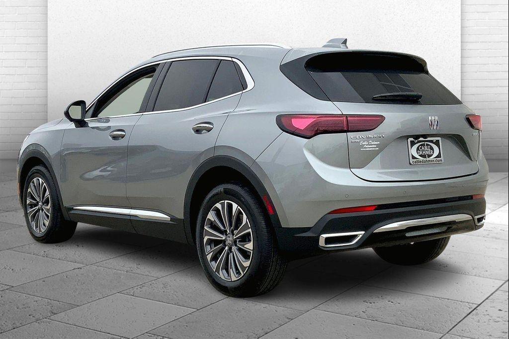 used 2025 Buick Envision car, priced at $27,223