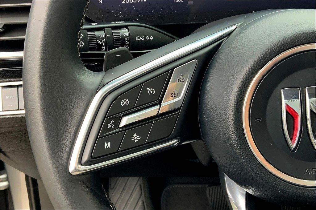 used 2025 Buick Envision car, priced at $27,223