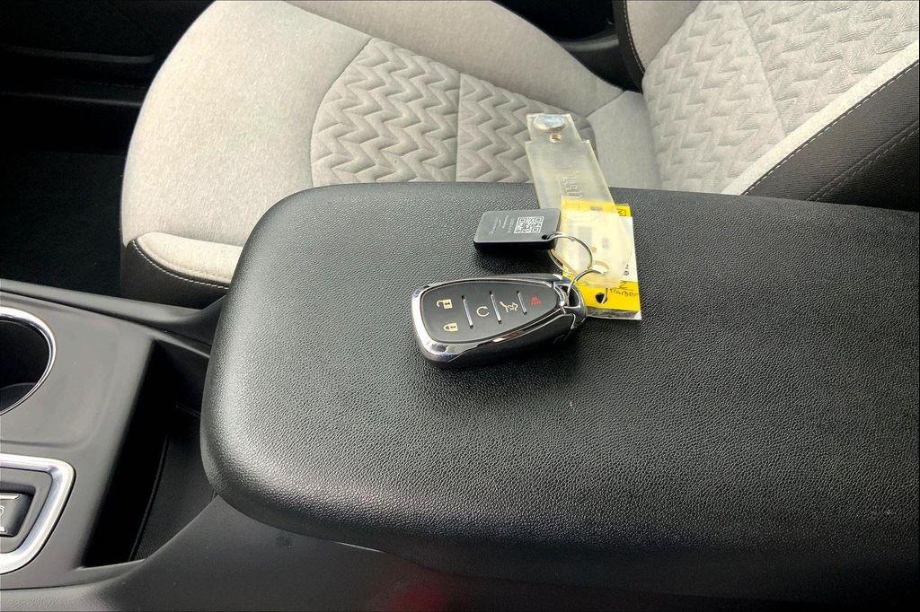 used 2024 Chevrolet Equinox car, priced at $21,137