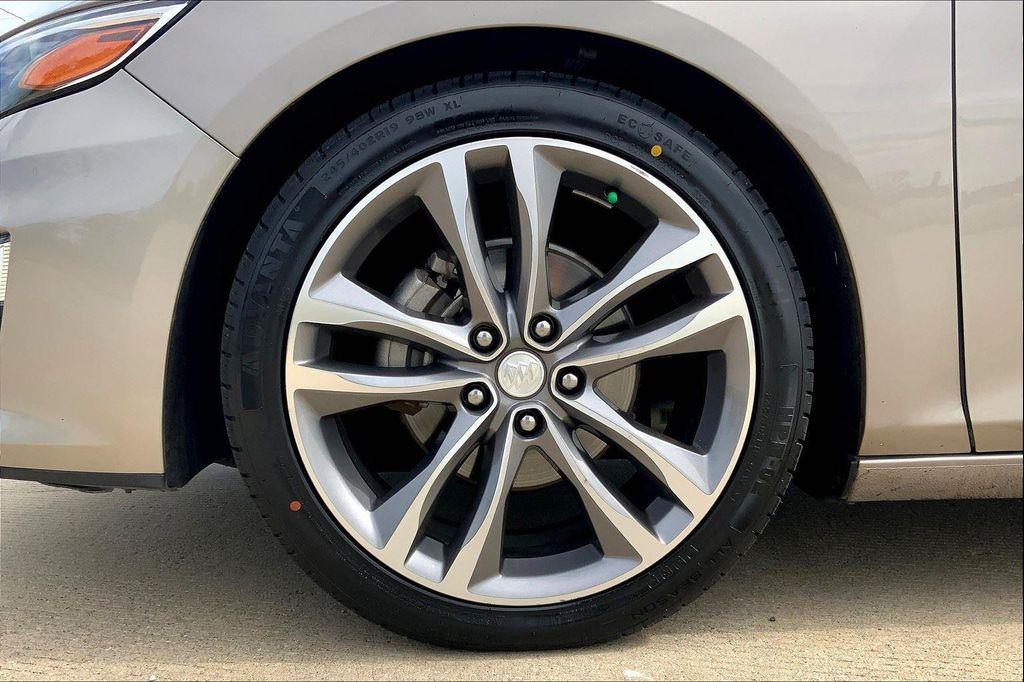 used 2023 Chevrolet Malibu car, priced at $16,630