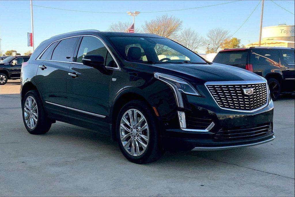 used 2021 Cadillac XT5 car, priced at $26,690
