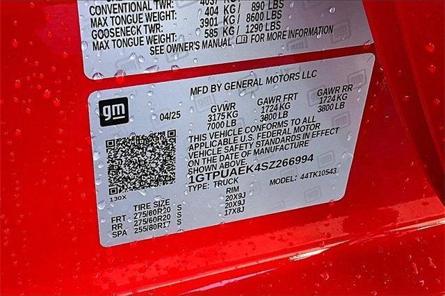 new 2025 GMC Sierra 1500 car, priced at $39,675