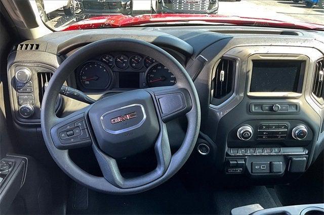new 2025 GMC Sierra 1500 car, priced at $39,675