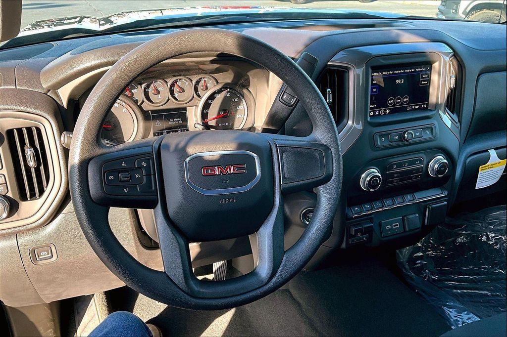 new 2025 GMC Sierra 1500 car, priced at $38,845