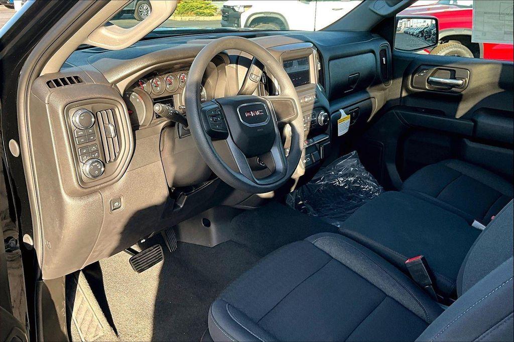 new 2025 GMC Sierra 1500 car, priced at $38,845