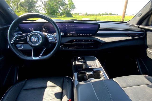 used 2025 Buick Enclave car, priced at $45,400