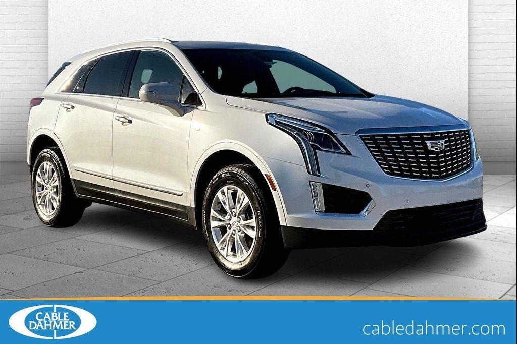new 2026 Cadillac XT5 car, priced at $49,020