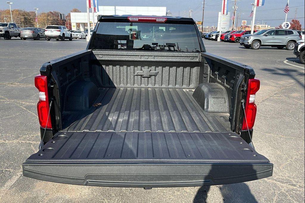 new 2026 Chevrolet Silverado 1500 car, priced at $45,005