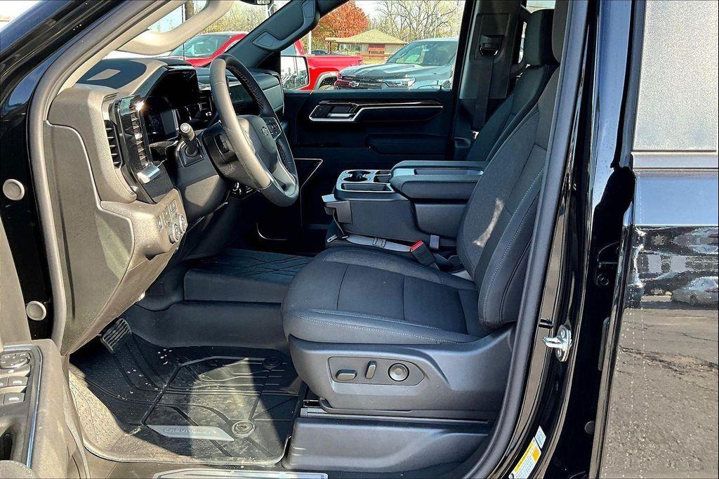 new 2026 Chevrolet Silverado 1500 car, priced at $45,005