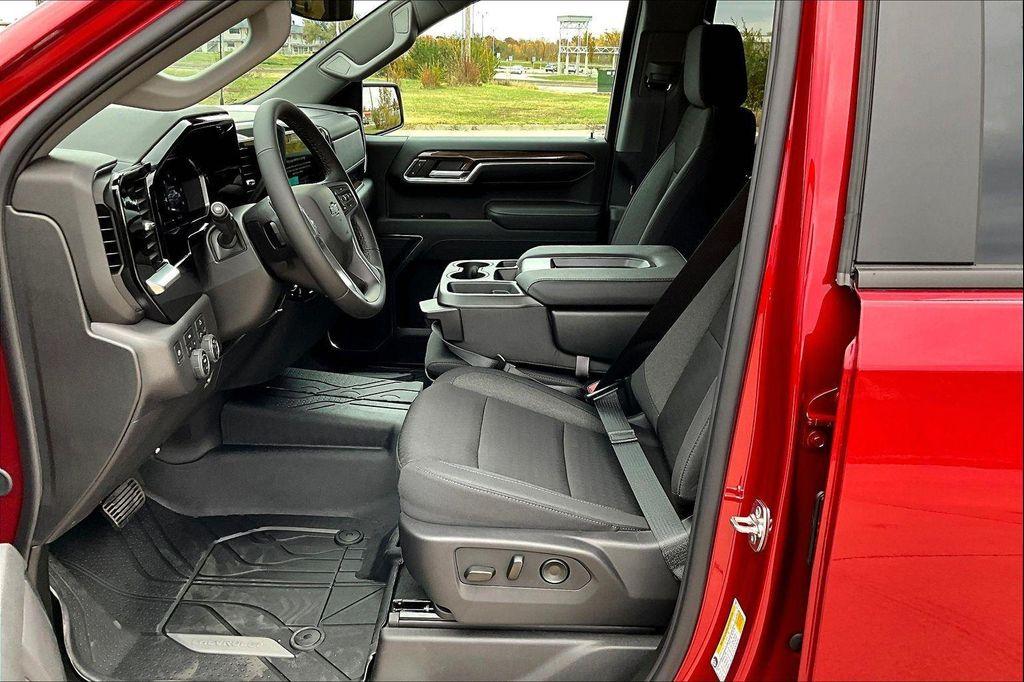 new 2026 Chevrolet Silverado 1500 car, priced at $48,250