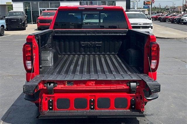 new 2025 GMC Sierra 1500 car, priced at $55,675
