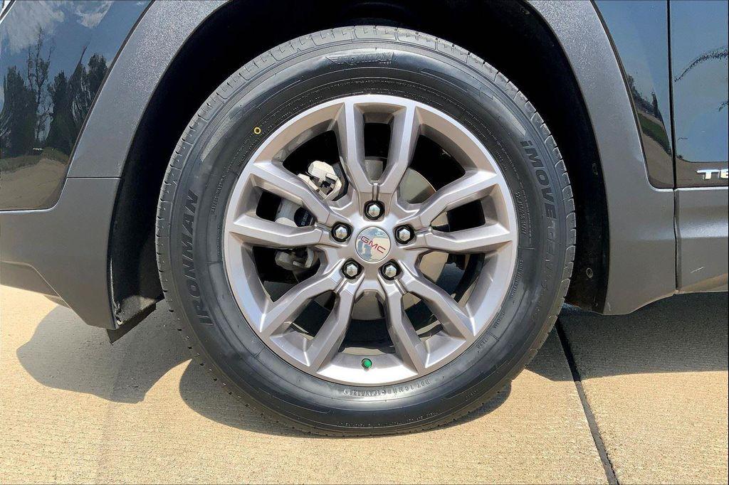 used 2024 GMC Terrain car, priced at $22,400