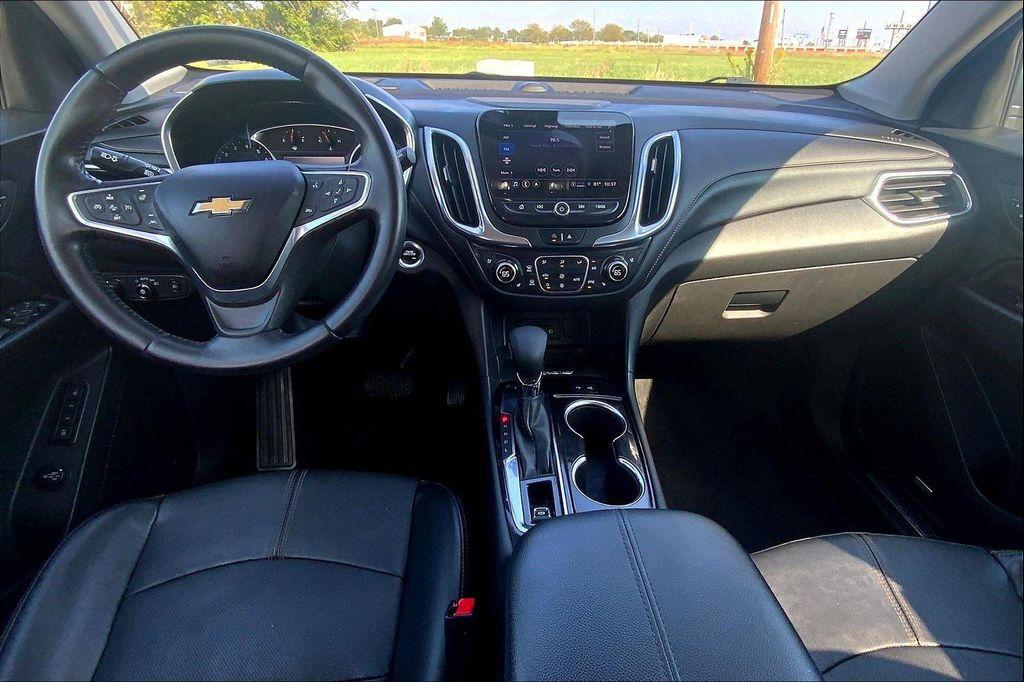 used 2022 Chevrolet Equinox car, priced at $19,362