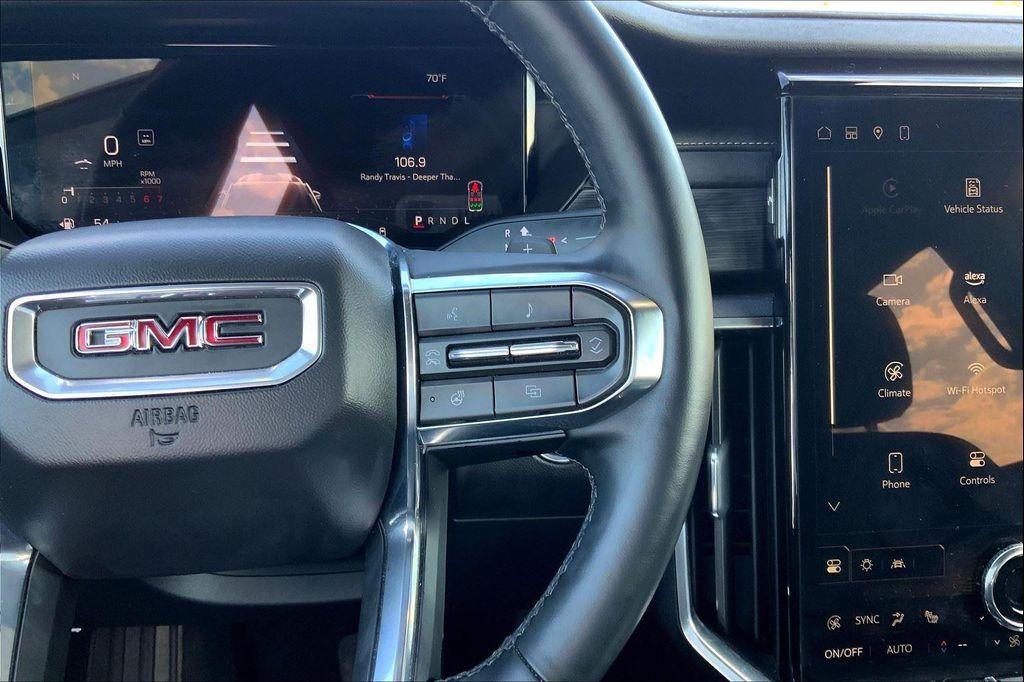 used 2025 GMC Acadia car, priced at $30,292