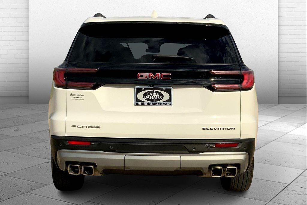 used 2025 GMC Acadia car, priced at $30,292