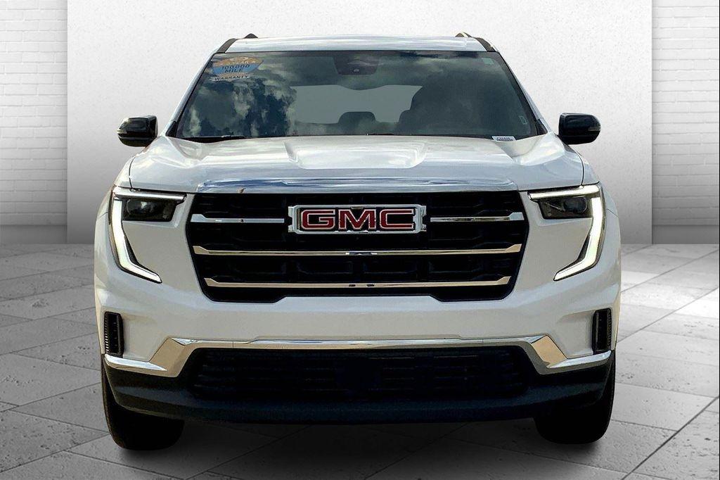 used 2025 GMC Acadia car, priced at $30,292
