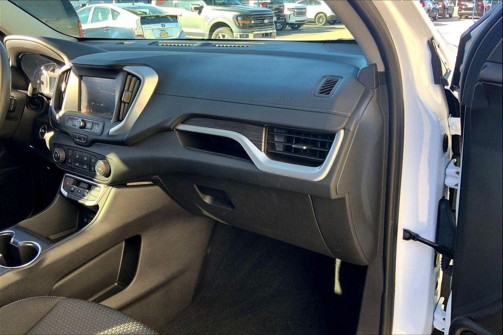 used 2024 GMC Terrain car, priced at $23,598