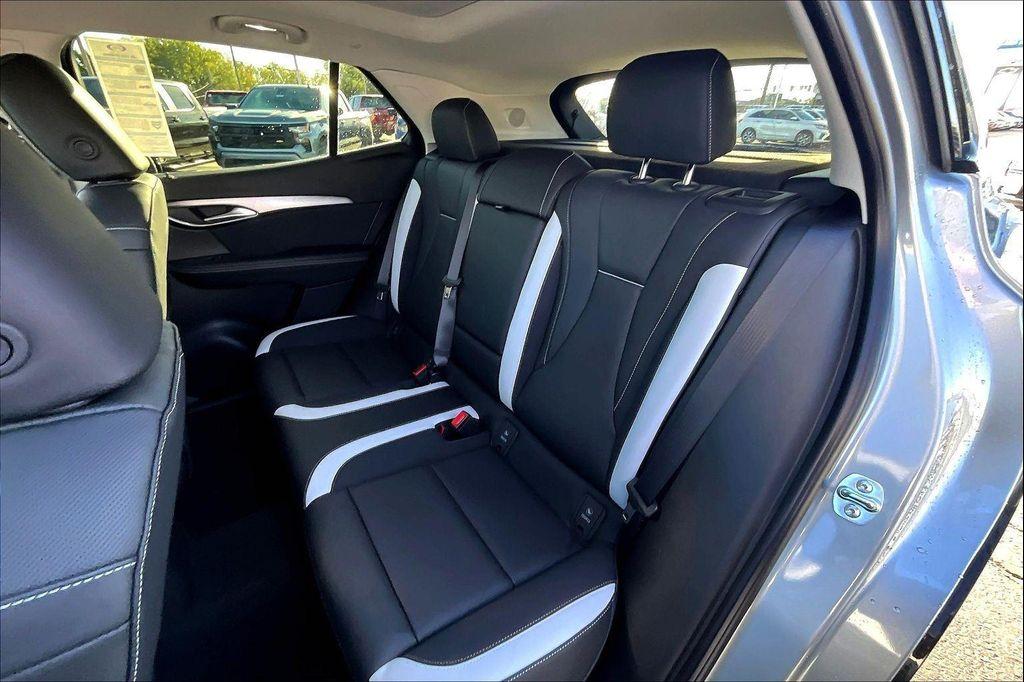 new 2025 Buick Envision car, priced at $38,735