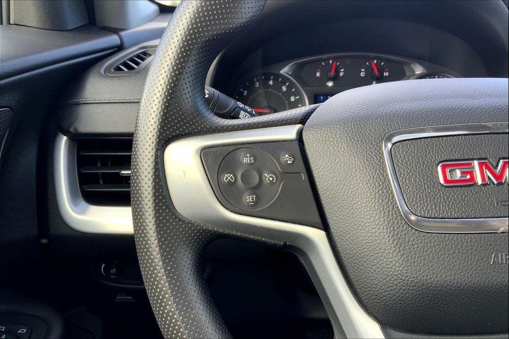 used 2024 GMC Terrain car, priced at $23,989