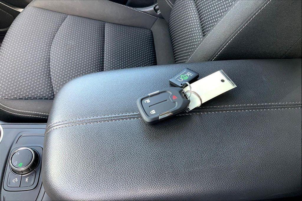 used 2024 GMC Terrain car, priced at $23,989