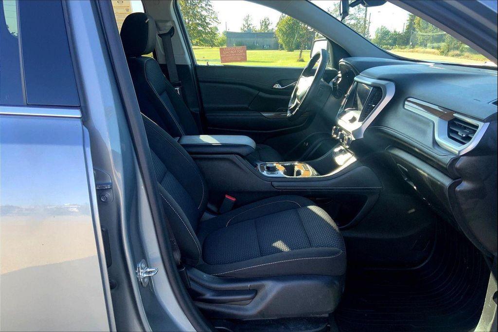 used 2023 GMC Acadia car, priced at $28,479