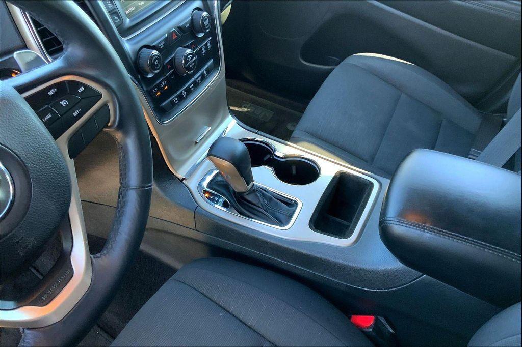 used 2017 Jeep Grand Cherokee car, priced at $17,422