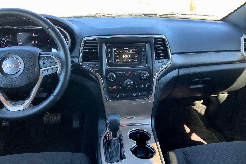 used 2017 Jeep Grand Cherokee car, priced at $17,422