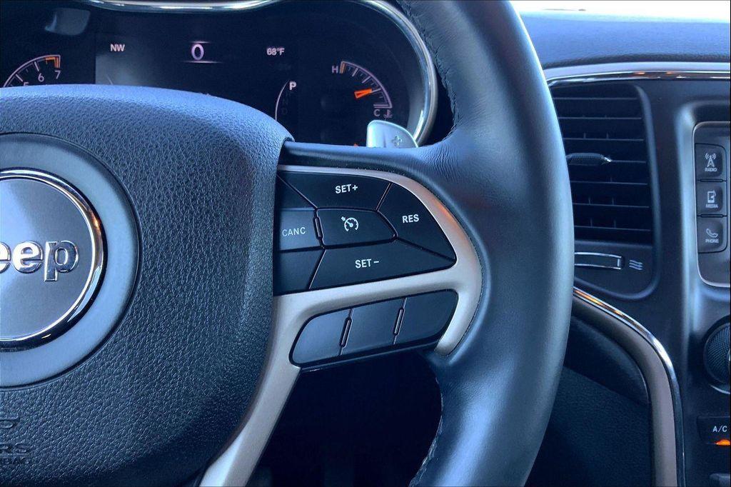 used 2017 Jeep Grand Cherokee car, priced at $17,422