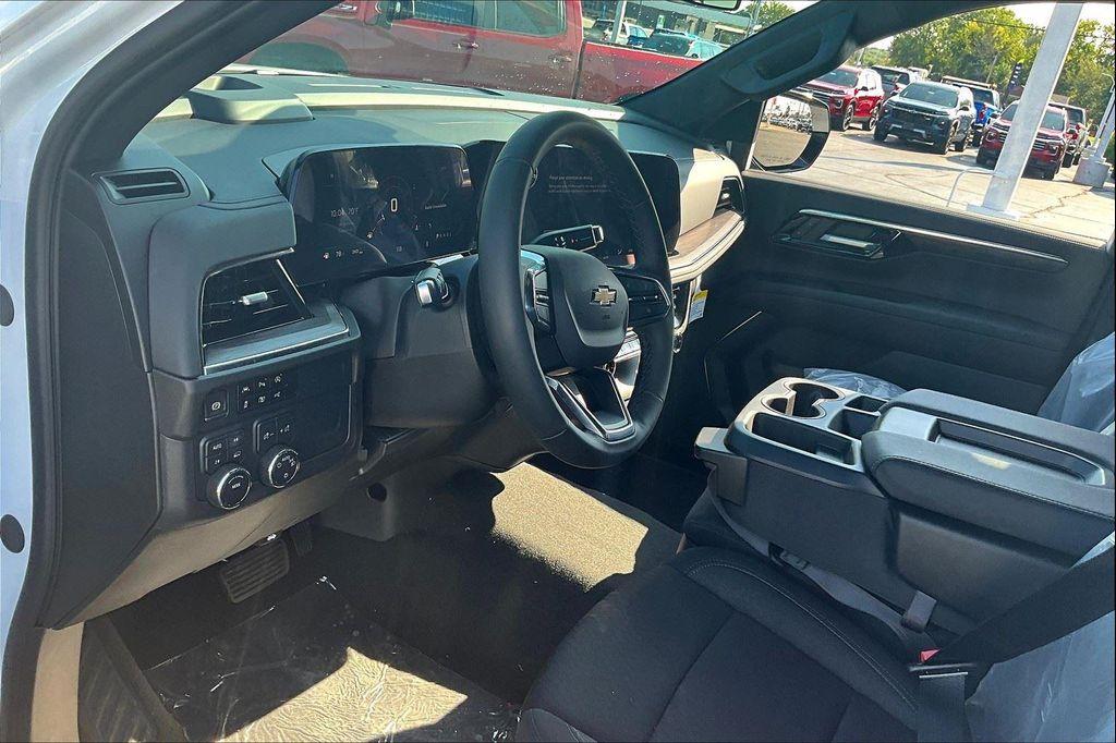 new 2025 Chevrolet Suburban car, priced at $62,245
