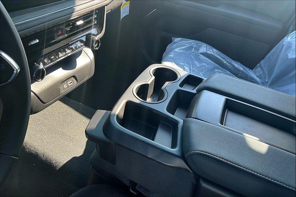 new 2025 Chevrolet Suburban car, priced at $62,245