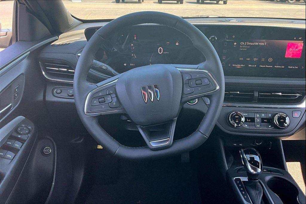 new 2025 Buick Envista car, priced at $25,250