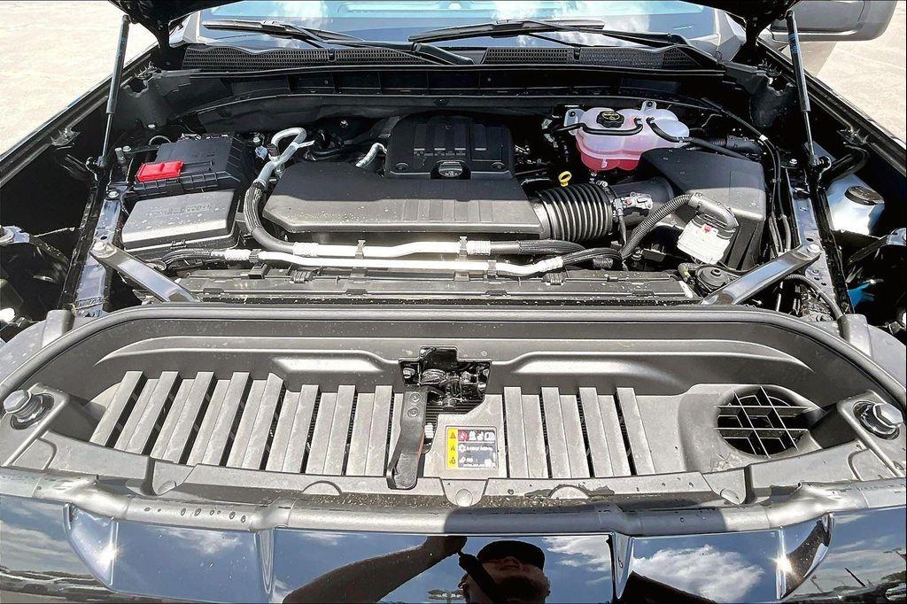 new 2025 GMC Sierra 1500 car, priced at $39,175