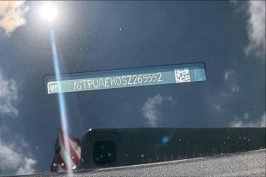 new 2025 GMC Sierra 1500 car, priced at $39,175