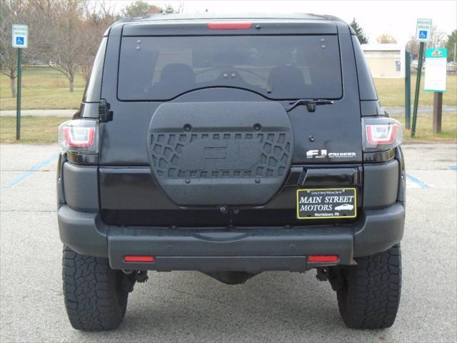 used 2007 Toyota FJ Cruiser car, priced at $10,495