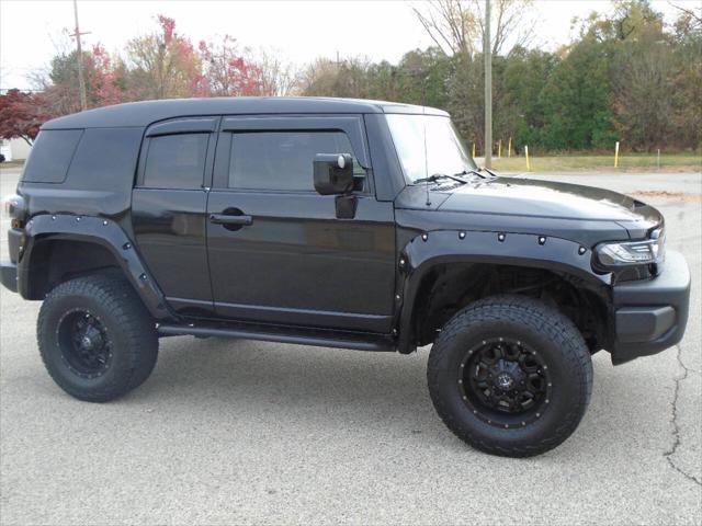 used 2007 Toyota FJ Cruiser car, priced at $10,495