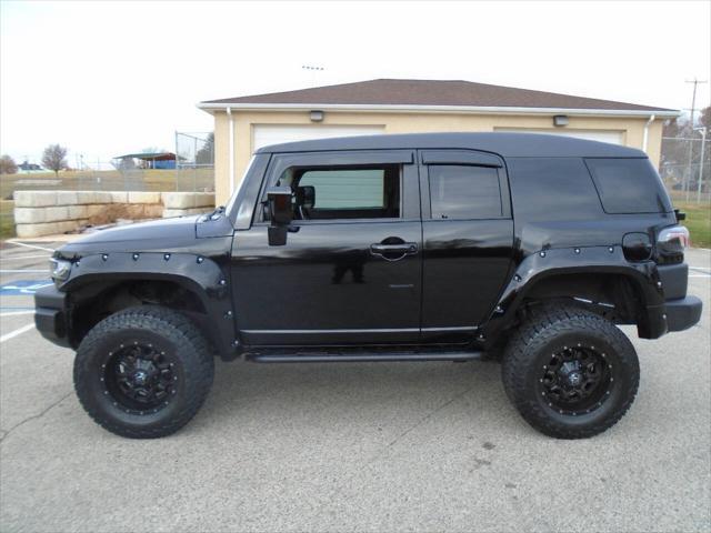 used 2007 Toyota FJ Cruiser car, priced at $10,495