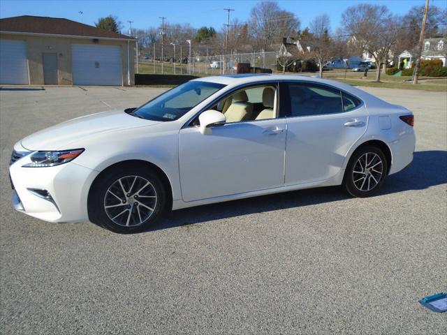 used 2017 Lexus ES 350 car, priced at $22,995