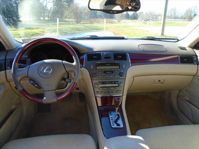 used 2004 Lexus ES 330 car, priced at $4,995