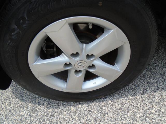 used 2010 Nissan Rogue car, priced at $5,895