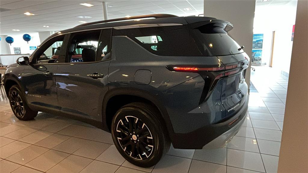 new 2026 Chevrolet Traverse car, priced at $45,195