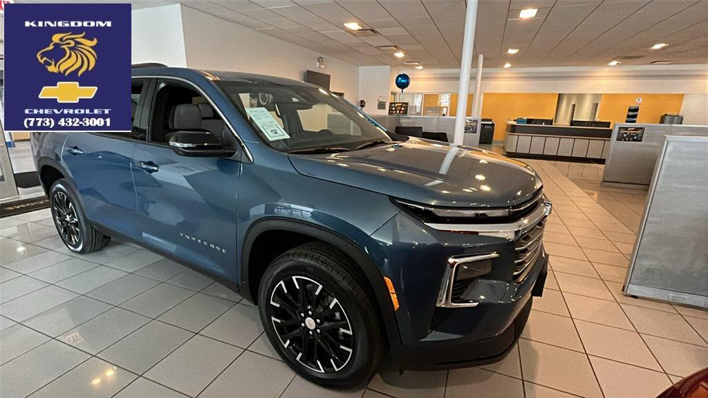 new 2026 Chevrolet Traverse car, priced at $45,195