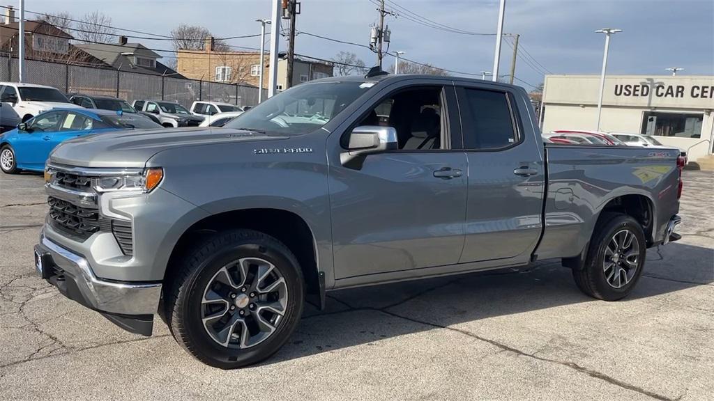 new 2025 Chevrolet Silverado 1500 car, priced at $42,400